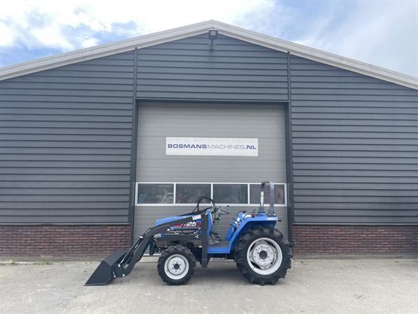 Grote foto iseki geas atk25 4wd 27 pk minitractor met frontlader voorlader agrarisch tractoren