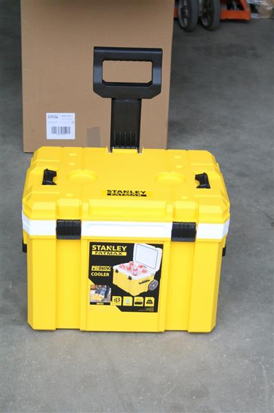 Grote foto stanley fatmax tstak koelbox wagen doe het zelf en verbouw gereedschappen en machines