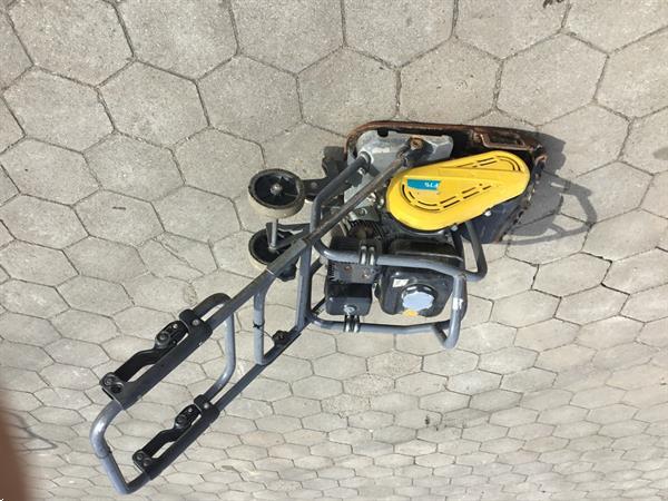 Grote foto gebruikte trilplaat atlas copco lf75 doe het zelf en verbouw overige doe het zelf en verbouw