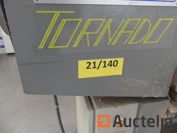 Grote foto tornado 300 breedbandschuurmachine doe het zelf en verbouw ijzerwaren en bevestigingsmiddelen