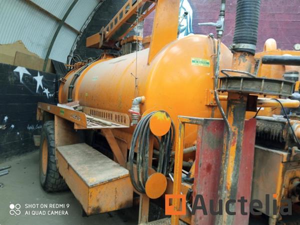 Grote foto land en bosbouw joskin hydrocleaner agrarisch algemeen