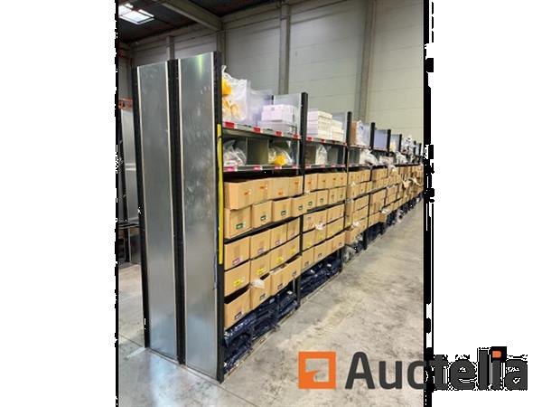 Grote foto industrieel rekkenmateriaal 748 ladders 4618 planken doe het zelf en verbouw hefwerktuigen