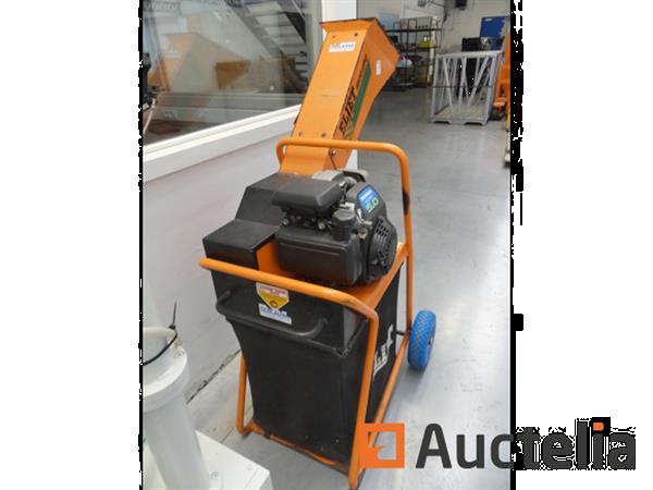 Grote foto eliet maestro tuinhakselaar op benzine agrarisch bosbouw