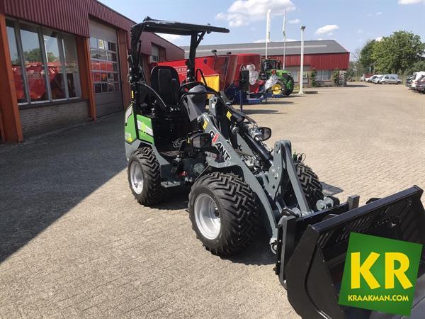Grote foto giant g2200e 28277 agrarisch akkerbouw