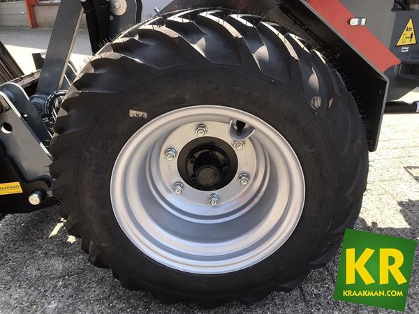 Grote foto giant g2200e 28277 agrarisch akkerbouw