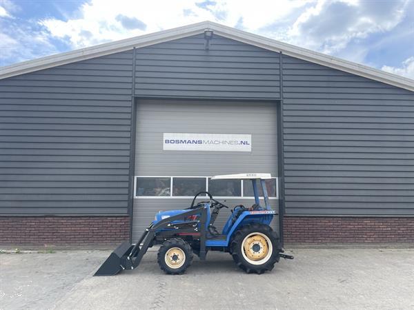 Grote foto iseki ta227 4wd 25 pk minitractor met frontlader voorlader agrarisch tractoren