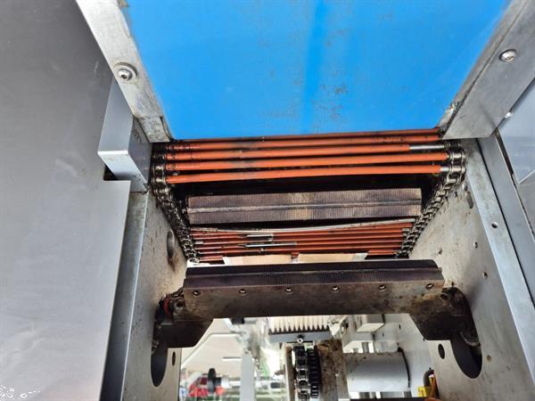 Grote foto rgd vr 6 genio flowpackmachine voor losse kwetsbare producten zoals courgettes en aubergines agrarisch tuinbouw