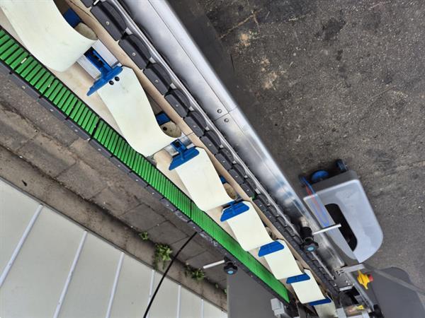 Grote foto rgd vr 6 genio flowpackmachine voor losse kwetsbare producten zoals courgettes en aubergines agrarisch tuinbouw