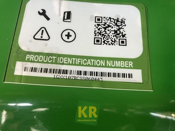 Grote foto john deere x107 692646 tuin en terras zitmaaiers