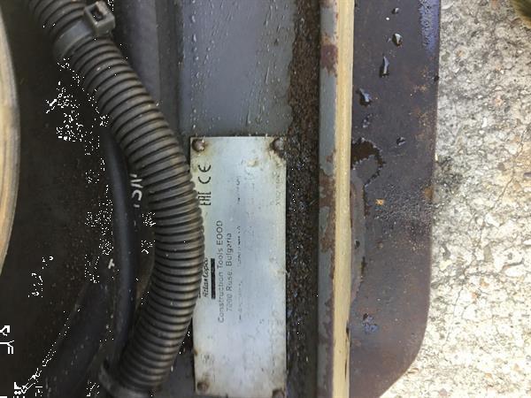 Grote foto gebruikte trilplaat atlas copco lg300 doe het zelf en verbouw overige doe het zelf en verbouw