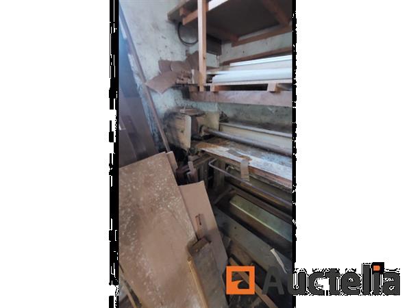 Grote foto tafel schuurmachine doe het zelf en verbouw ijzerwaren en bevestigingsmiddelen