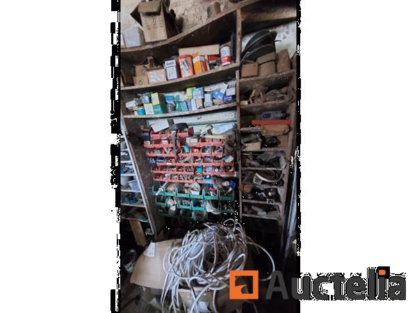 Grote foto inhoud kast doe het zelf en verbouw ijzerwaren en bevestigingsmiddelen