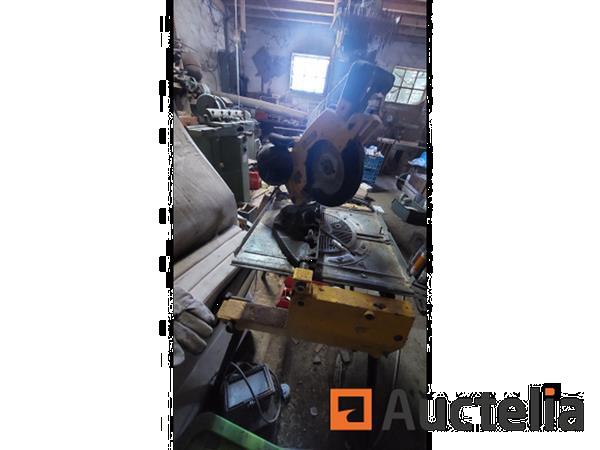 Grote foto afkortzaag dewalt 742 doe het zelf en verbouw ijzerwaren en bevestigingsmiddelen