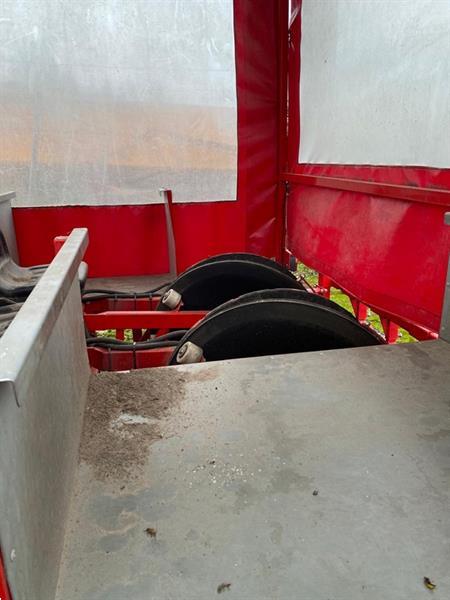 Grote foto elco beddenplantmachine 4 rijen met schijven agrarisch zaaimachines