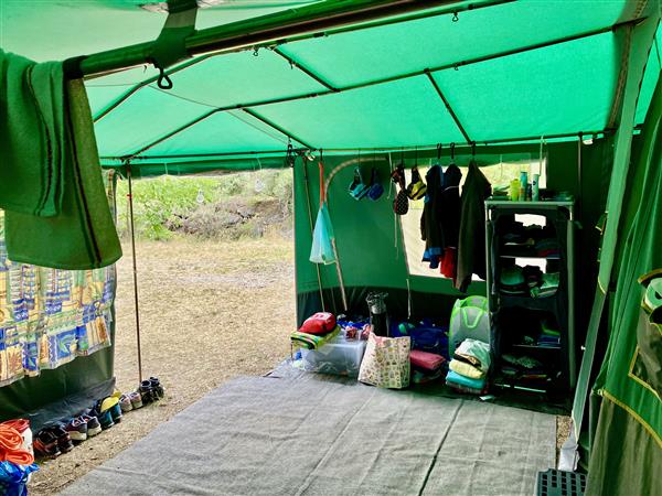 Grote foto gerjak tago dessert vouwwagen caravans en kamperen vouwwagens