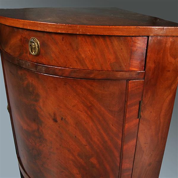 Grote foto lage 1 deurs biedermeier hoekkast met deur en lade hollands ca 1820 no.432715 antiek en kunst stoelen en banken