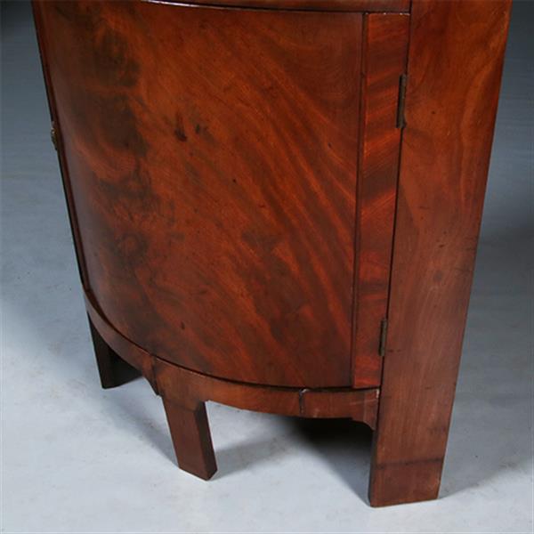 Grote foto lage 1 deurs biedermeier hoekkast met deur en lade hollands ca 1820 no.432715 antiek en kunst stoelen en banken