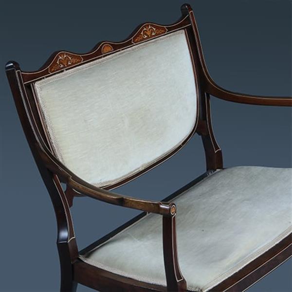 Grote foto bijzonder elegant bankje in hepplewhite ca. 1880 incl. bekleding naar wens. no.291301 antiek en kunst stoelen en banken