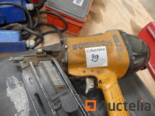 Grote foto 2 bostich pneumatische spijkermachines doe het zelf en verbouw gereedschappen en machines