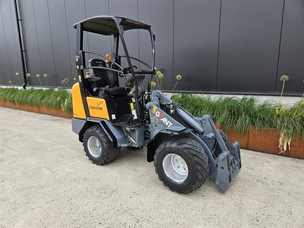 Grote foto giant d263sw x tra shovel 1720 uur agrarisch shovels