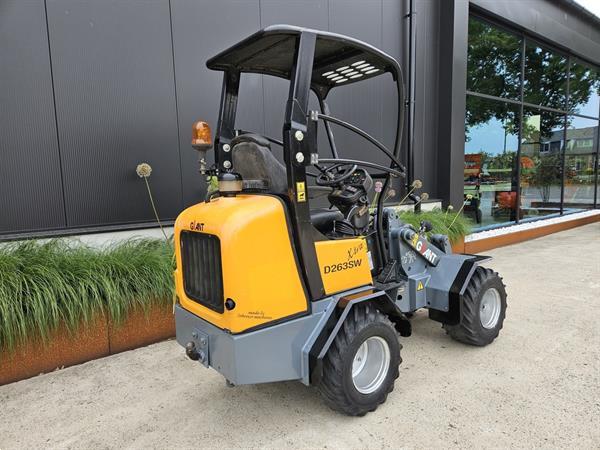 Grote foto giant d263sw x tra shovel 1720 uur agrarisch shovels