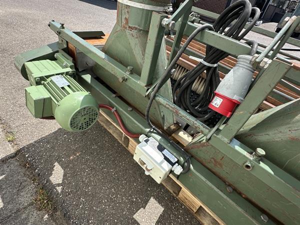 Grote foto compas poetsmachine ontklisteraar voor bloembollen agrarisch tuinbouw
