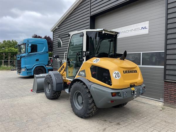 Grote foto liebherr l506 c compact shovel kniklader nieuw agrarisch shovels