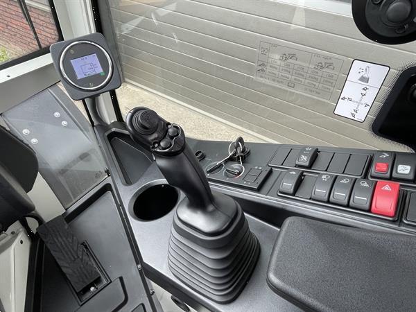 Grote foto liebherr l506 c compact shovel kniklader nieuw agrarisch shovels