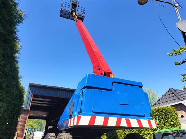 Grote foto hoogwerker telescoophoogwerker snorkel jlg genie haulotte doe het zelf en verbouw hoogwerkers