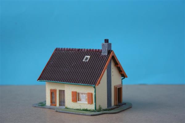 Grote foto huisje met klein balkon ho h0 nh833 hobby en vrije tijd h0