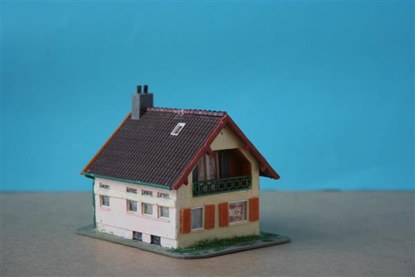 Grote foto huisje met klein balkon ho h0 nh833 hobby en vrije tijd h0