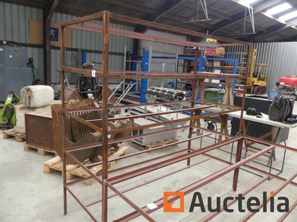 Grote foto 2 niet verwijderbare metalen planken doe het zelf en verbouw hefwerktuigen