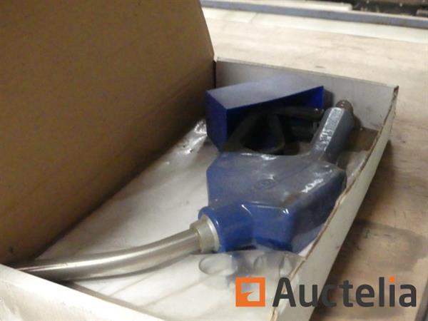 Grote foto metalen planken die niet kunnen worden gedemonteerd doe het zelf en verbouw hefwerktuigen