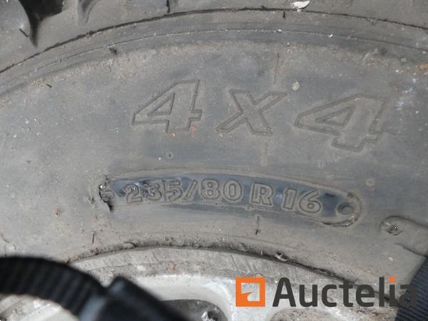 Grote foto 4 wielen voor ziarelli brutale 4x4 komende van mitsubishi pajero agrarisch wielen