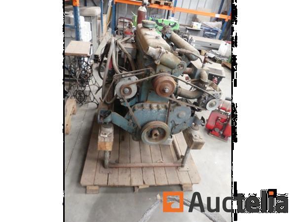 Grote foto vrachtwagenmotor merk en model onbekend agrarisch tractor onderdelen