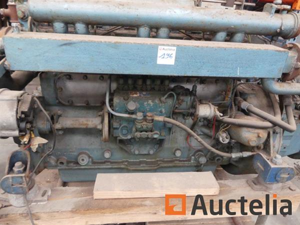 Grote foto vrachtwagenmotor merk en model onbekend agrarisch tractor onderdelen