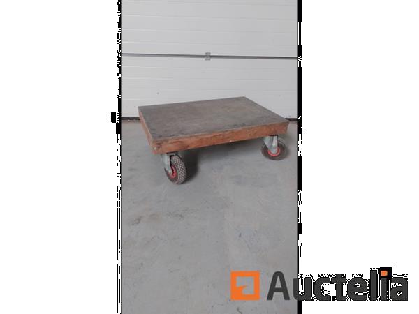 Grote foto kar met wielen doe het zelf en verbouw hefwerktuigen