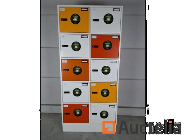 Grote foto 2 x gispen lockerkast oranje doe het zelf en verbouw hefwerktuigen