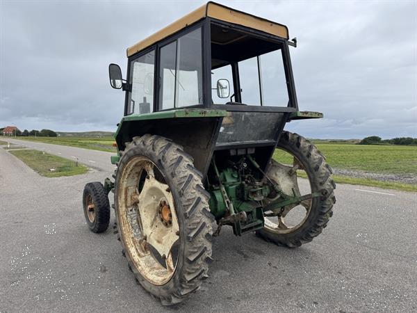 Grote foto john deere 2130 agrarisch tractoren