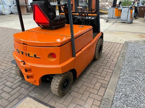Grote foto vs 22206 elektrische triplex heftruck still vorkenspreider agrarisch heftrucks