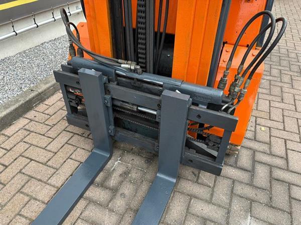 Grote foto vs 22206 elektrische triplex heftruck still vorkenspreider agrarisch heftrucks