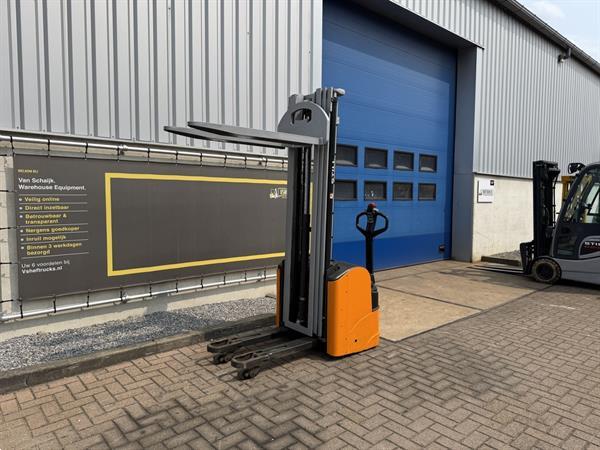 Grote foto vs 22207 elektrische triplex stapelaar still freelift 5.466mm accu2019 doe het zelf en verbouw hefwerktuigen
