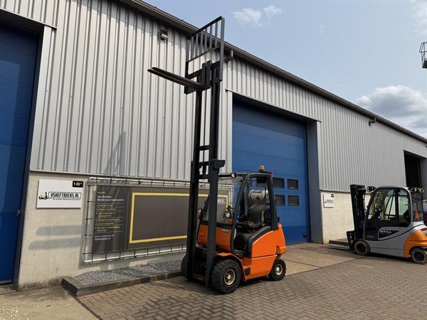 Grote foto vs 22215 lpg gas heftruck steinbock 3.300mm 1.600kg agrarisch heftrucks