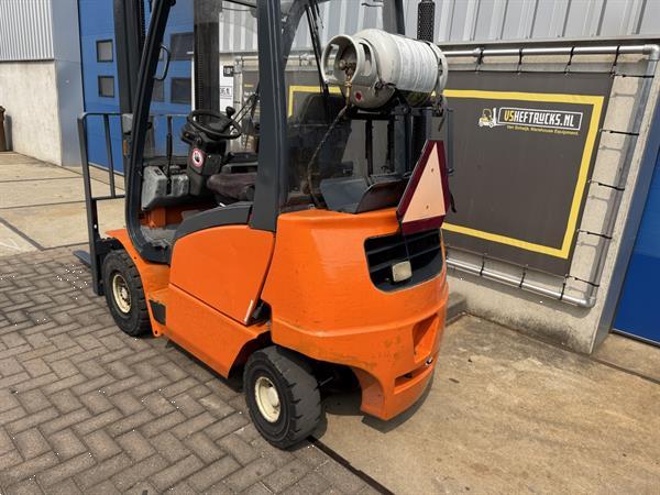 Grote foto vs 22215 lpg gas heftruck steinbock 3.300mm 1.600kg agrarisch heftrucks