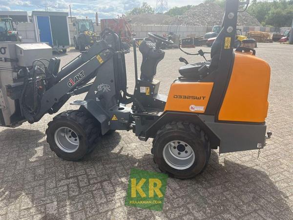 Grote foto giant d332 690454 agrarisch akkerbouw