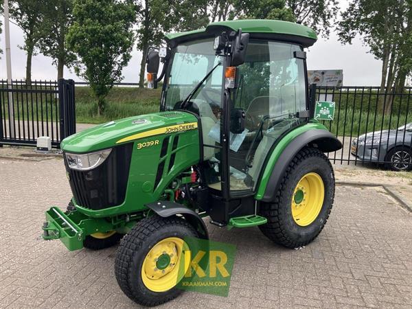 Grote foto john deere 3039r 694696 agrarisch akkerbouw