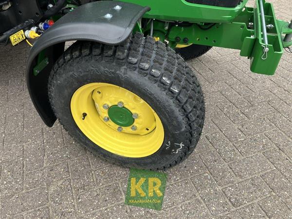 Grote foto john deere 3039r 694696 agrarisch akkerbouw