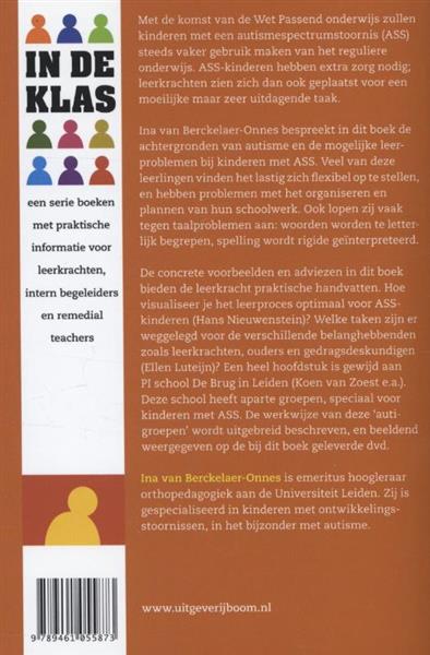 Grote foto autisme in school in de klas boeken studieboeken