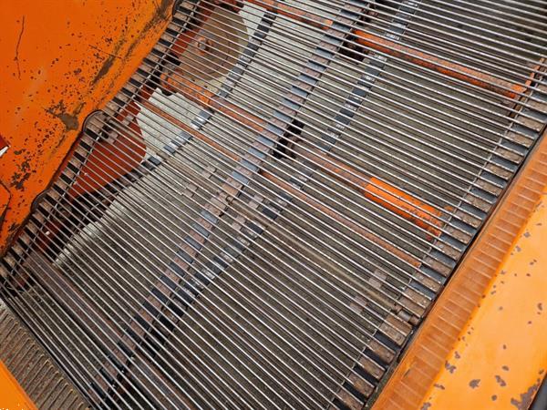 Grote foto nobels 2b beddenrooimachine voor bloembollen en wortelen agrarisch oogstmachines