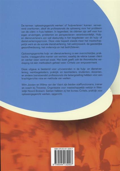 Grote foto oplossingsgerichte hulp en dienstverlening. cirkels van empowerment boeken politiek en maatschappij